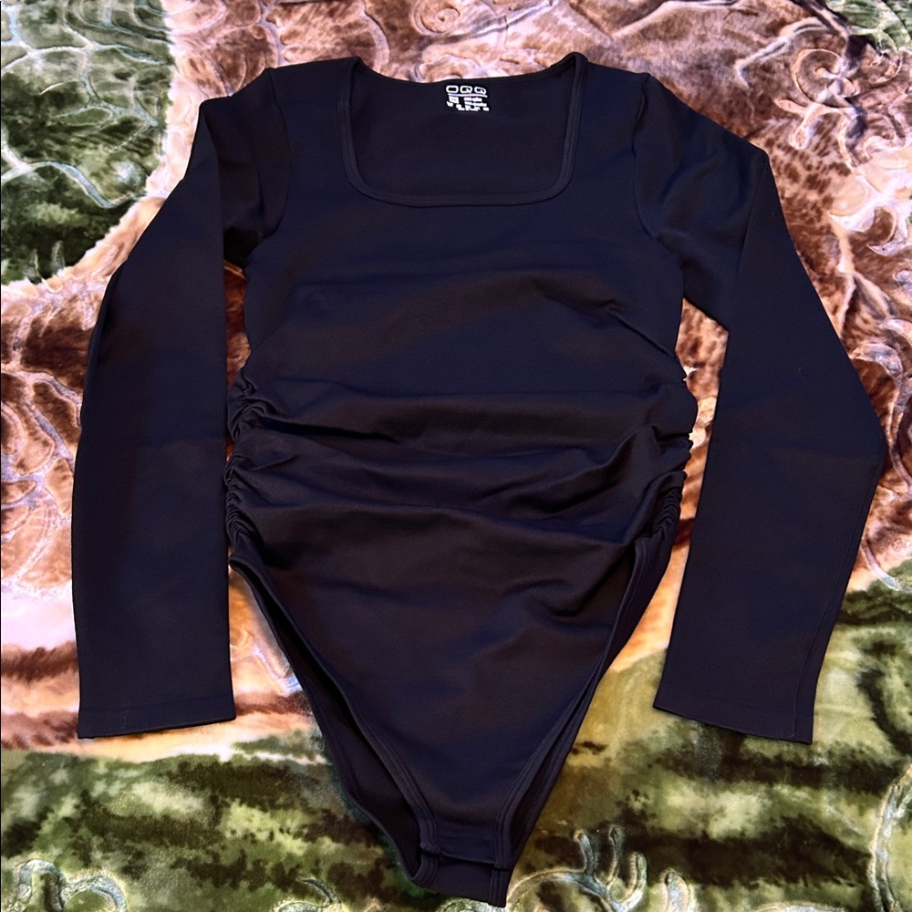 Black Long Sleeve Bodysuit (New no tags)